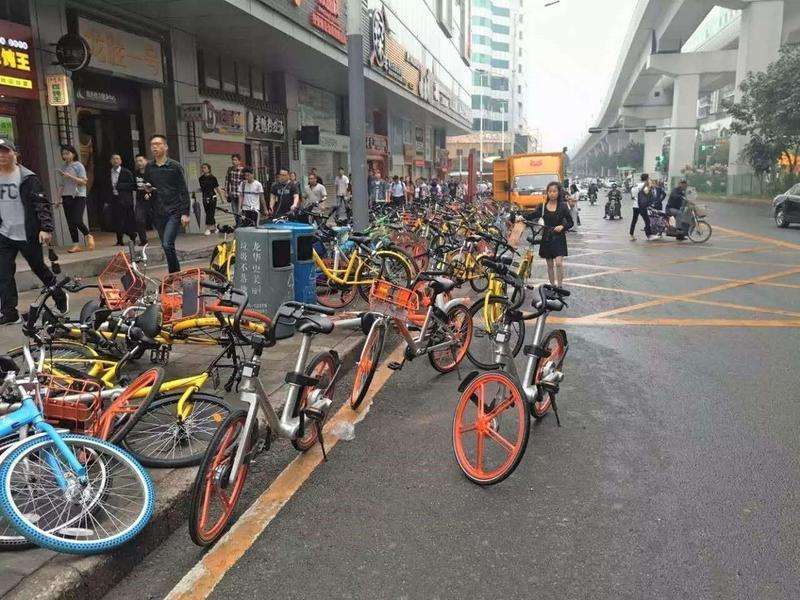 共享單車亂象